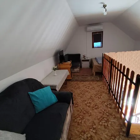 Bb House Апартаменты Балатонбоглар