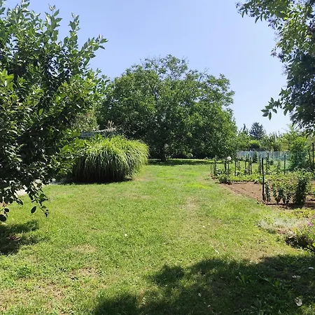 Bb House Апартаменты Балатонбоглар